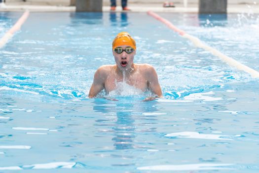 Zvyšte svůj sportovní výkon: Nejlepší dechové techniky pro atlety